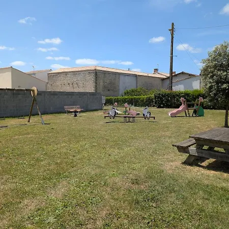 Maison De Village Entre Campagne Et Ocean Feriehus Forgès